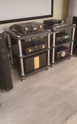 Showroom Pult Audio, Dubai